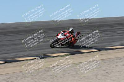 media/Oct-13-2025-Moto Forza (Mon) [[a66d839500]]/3-B Group/Session 2 (Bowl)/